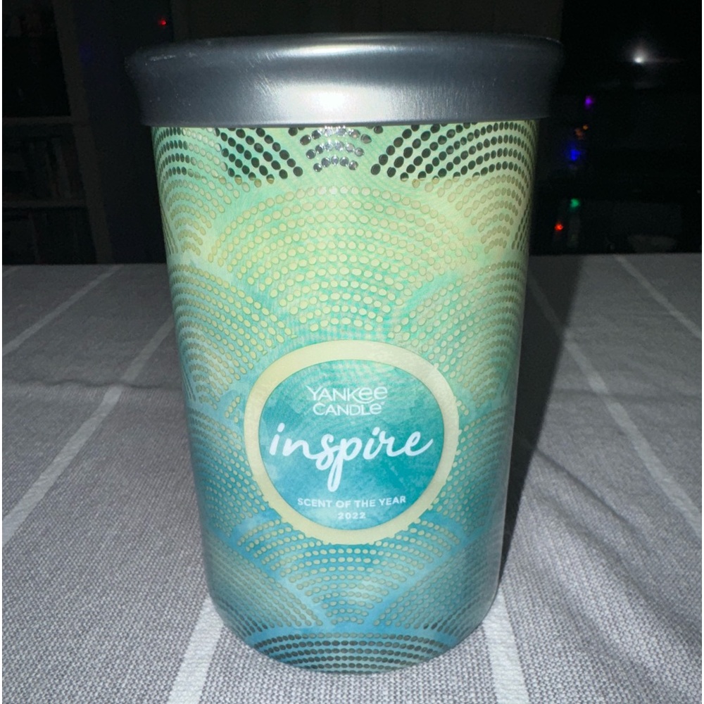 H2F, Rare Yankee Candle Scent of the Year 2022, Inspire - 20oz 2 wick Tumbler